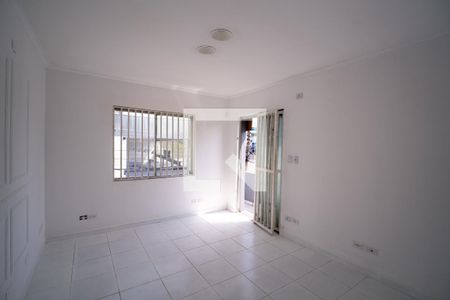 Quarto 2 de casa para alugar com 3 quartos, 70m² em Jardim Trussardi, São Paulo