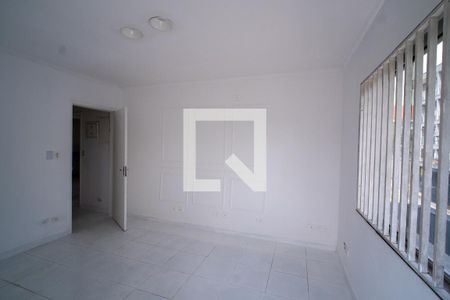 Quarto 2 de casa para alugar com 3 quartos, 70m² em Jardim Trussardi, São Paulo