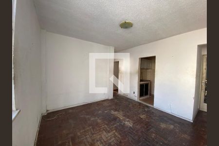 Apartamento à venda com 2 quartos, 45m² em Tomás Coelho, Rio de Janeiro