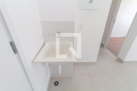 Sala/Cozinha de apartamento para alugar com 2 quartos, 32m² em Fazenda Aricanduva, São Paulo