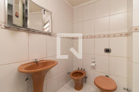 Banheiro de casa à venda com 5 quartos, 120m² em Santa Tereza, Porto Alegre