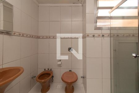 Banheiro de casa à venda com 5 quartos, 120m² em Santa Tereza, Porto Alegre