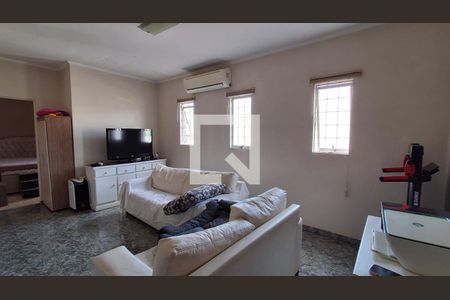 Sala de tv  de casa à venda com 4 quartos, 310m² em Paulicéia, São Bernardo do Campo