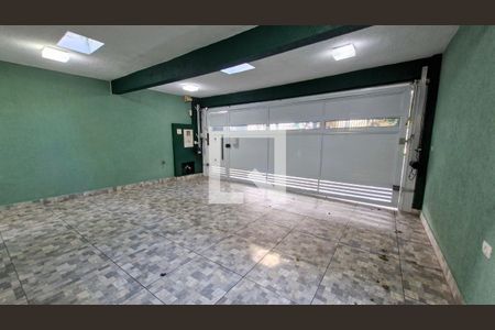 Casa à venda com 3 quartos, 350m² em Jardim Regis, São Paulo