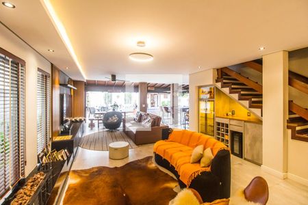 Sala  de casa de condomínio à venda com 4 quartos, 300m² em Alphaville, Santana de Parnaíba