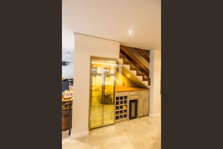 Detalhe Sala de casa de condomínio à venda com 4 quartos, 300m² em Alphaville, Santana de Parnaíba