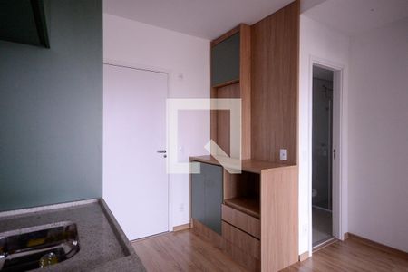 Sala/Cozinha   de apartamento para alugar com 1 quarto, 33m² em Ipiranga, São Paulo