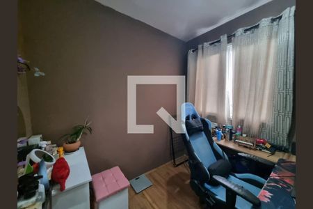 Quarto de apartamento para alugar com 2 quartos, 32m² em Vila Carmosina, São Paulo