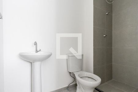 Banheiro de apartamento para alugar com 1 quarto, 34m² em Barra Funda, São Paulo