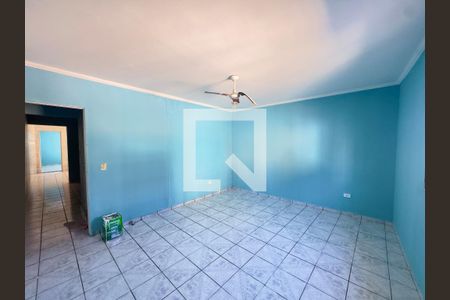 Quarto 1 de casa para alugar com 2 quartos, 77m² em Jardim Arapongas, Guarulhos