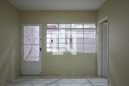 Casa para alugar com 2 quartos, 150m² em Jardim Alzira, São Paulo