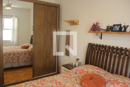 Quarto 1 de apartamento para alugar com 2 quartos, 72m² em Embaré, Santos