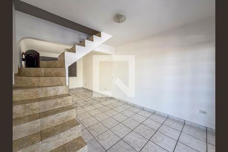 Sala de casa para alugar com 3 quartos, 200m² em Jardim Marek, Santo André