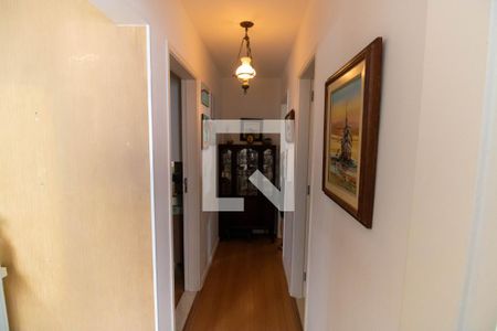 Corredor  de apartamento à venda com 2 quartos, 62m² em Icaraí, Niterói
