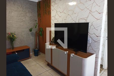 Detalhe - Sala e Sala de Jantar de apartamento para alugar com 2 quartos, 44m² em Jardim Iris, São Paulo