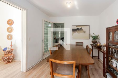 Sala de casa à venda com 3 quartos, 120m² em Vila Cordeiro, São Paulo
