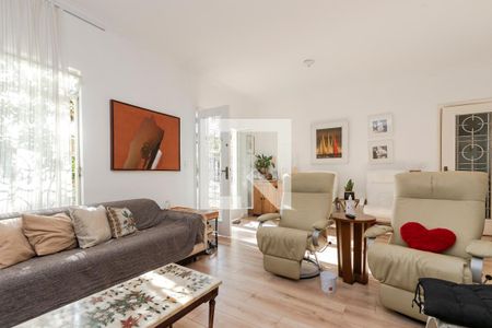 Sala de casa à venda com 3 quartos, 120m² em Vila Cordeiro, São Paulo