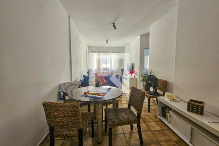 Apartamento para alugar com 2 quartos, 75m² em Jardim Tres Marias, Guarujá