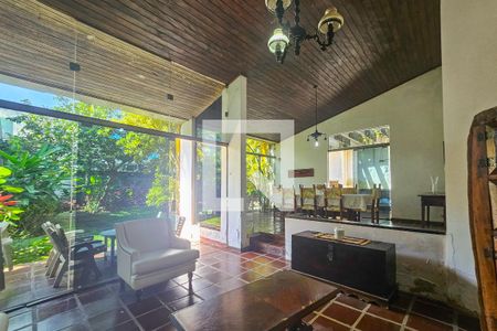 Casa para alugar com 5 quartos, 420m² em Balneario Praia do Pernambuco, Guarujá