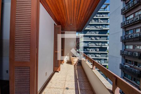Quarto 1 - Varanda de apartamento à venda com 4 quartos, 503m² em Petrópolis, Porto Alegre
