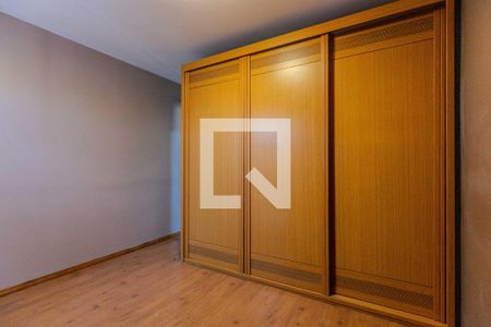 Quarto de casa à venda com 3 quartos, 120m² em Jardim Monte Kemel, São Paulo