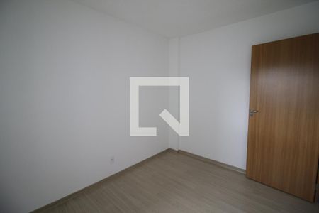 Quarto 1 de apartamento para alugar com 2 quartos, 47m² em Taquara, Rio de Janeiro