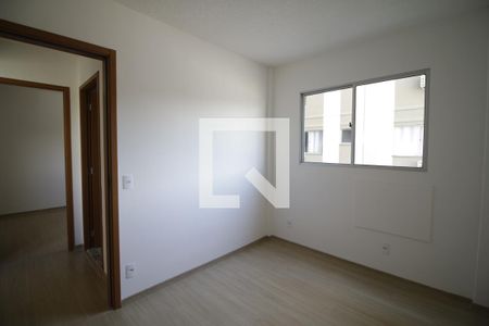 Quarto 1 de apartamento para alugar com 2 quartos, 49m² em Taquara, Rio de Janeiro