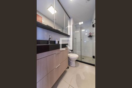 Banheiro de apartamento para alugar com 2 quartos, 34m² em Santo Amaro, São Paulo