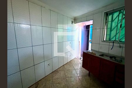 Cozinha de casa de condomínio para alugar com 1 quarto, 20m² em Parque Jurema, Guarulhos