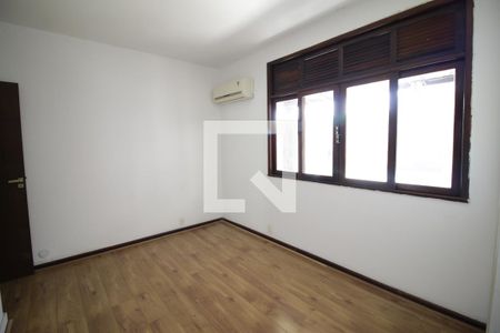 Suíte 1 de casa de condomínio para alugar com 4 quartos, 330m² em Freguesia (jacarepaguá), Rio de Janeiro