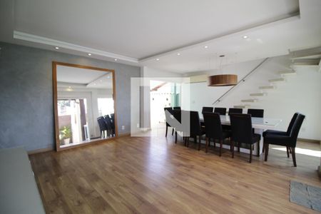 Sala de casa de condomínio para alugar com 4 quartos, 330m² em Freguesia (jacarepaguá), Rio de Janeiro