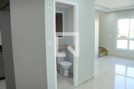 Casa de Condomínio para alugar com 3 quartos, 80m² em Gramado, Cotia