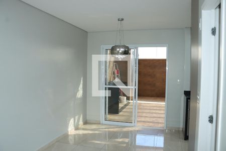 Casa de Condomínio para alugar com 3 quartos, 80m² em Gramado, Cotia