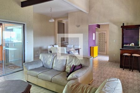 Sala 1 de casa de condomínio para alugar com 4 quartos, 590m² em Badu, Niterói