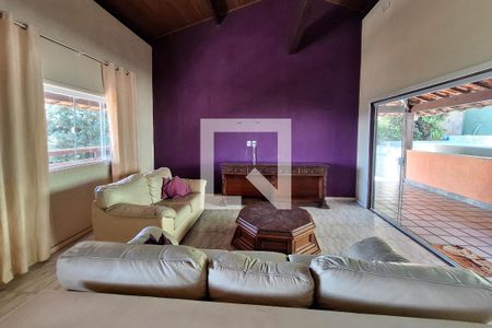 Sala 1 de casa de condomínio para alugar com 4 quartos, 590m² em Badu, Niterói