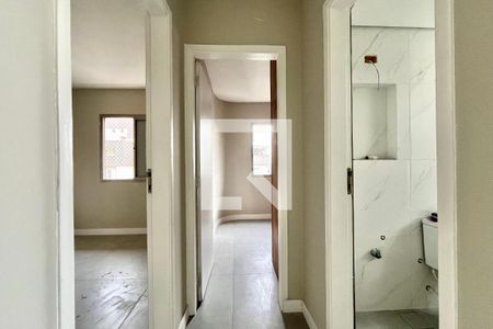 Corredor de apartamento para alugar com 2 quartos, 51m² em Vila da Saúde, São Paulo