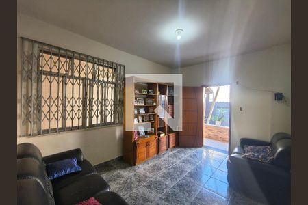 Sala de casa à venda com 6 quartos, 645m² em Taquara, Rio de Janeiro