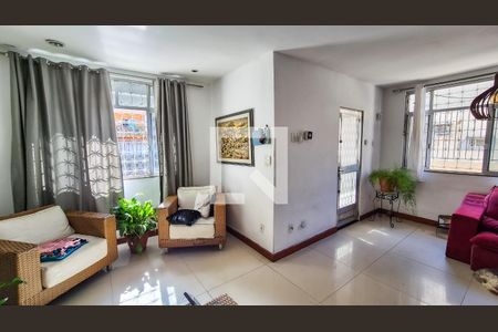 sala de casa à venda com 4 quartos, 226m² em Penha, Rio de Janeiro