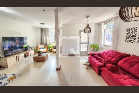 sala de casa à venda com 4 quartos, 226m² em Penha, Rio de Janeiro