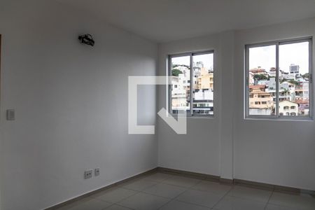 Sala 1 de apartamento para alugar com 3 quartos, 95m² em Barreiro, Belo Horizonte