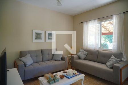 Sala de casa à venda com 3 quartos, 100m² em Itaipu, Niterói