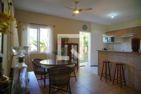 Sala de Jantar de casa à venda com 3 quartos, 100m² em Itaipu, Niterói