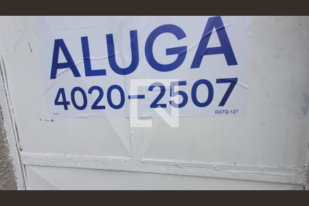 Placa instalada de kitnet/studio para alugar com 1 quarto, 15m² em Bento Ribeiro, Rio de Janeiro