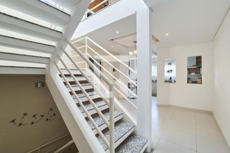 corredor de casa à venda com 3 quartos, 232m² em Vila Sacilotto, São Bernardo do Campo