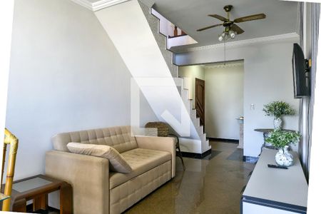 Sala de apartamento para alugar com 3 quartos, 182m² em Guilhermina, Praia Grande