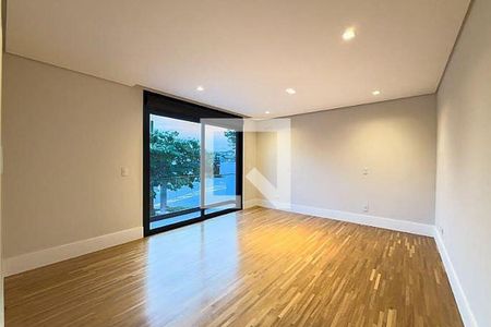 Casa à venda com 4 quartos, 640m² em Alphaville, Santana de Parnaíba