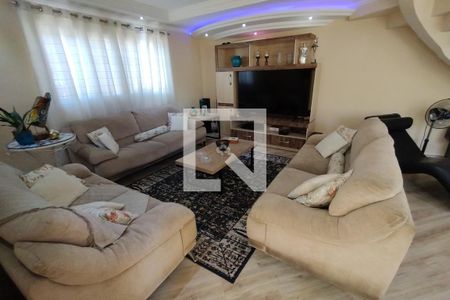 Casa à venda com 3 quartos, 210m² em Vila Santana, São Paulo