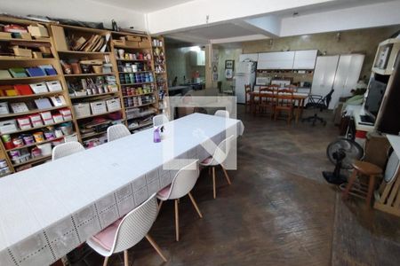 Casa à venda com 3 quartos, 210m² em Vila Santana, São Paulo