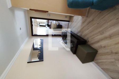 Casa à venda com 3 quartos, 210m² em Vila Santana, São Paulo