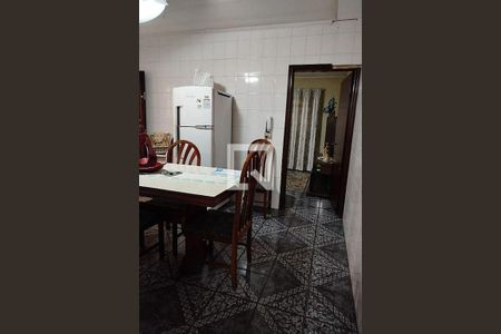 Casa à venda com 3 quartos, 108m² em Vila Medeiros, São Paulo